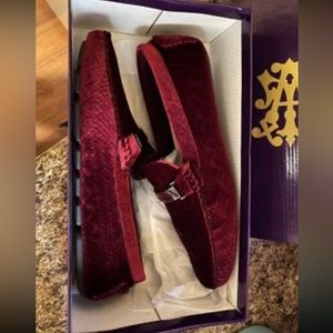 Velvet wine red loafers